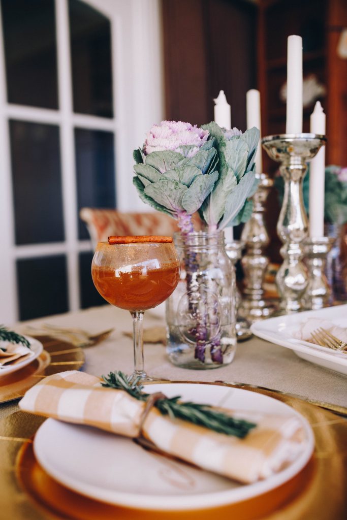 Thanksgiving Cocktail and Kale Flower Floral Idea