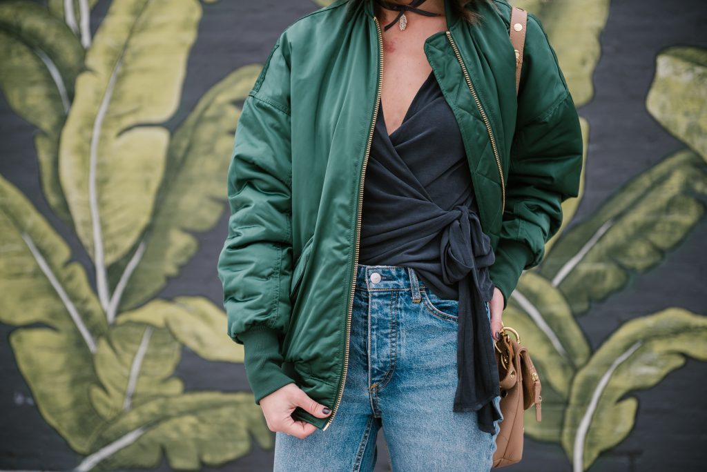 Oversized bomber jacket  and Chicago fashion blogger