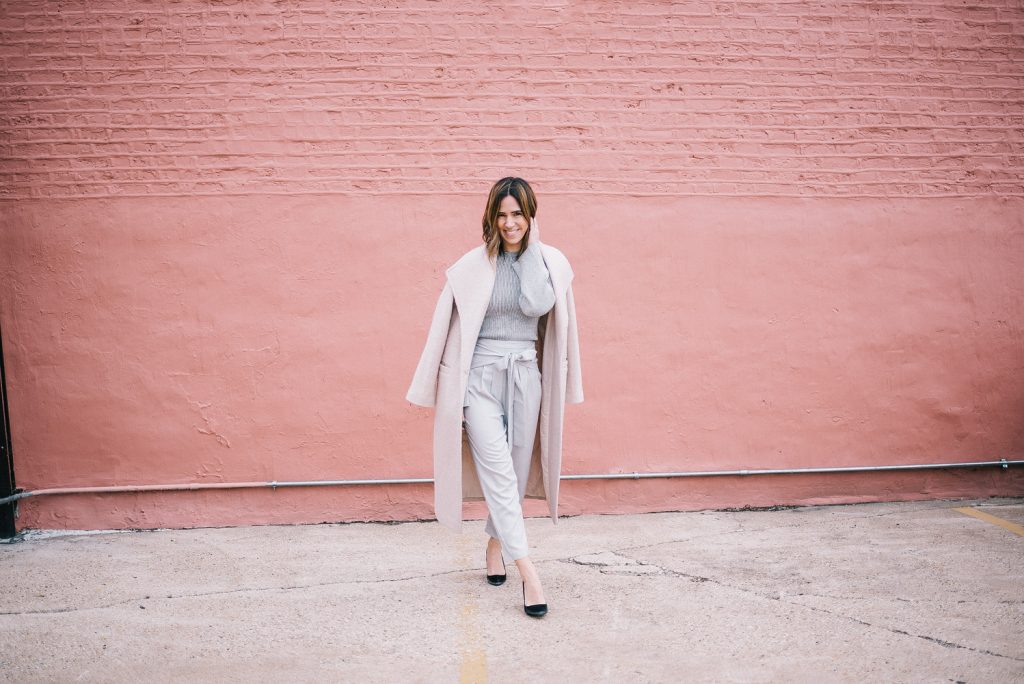Blogger Mary Krosnjar wearing grey monochromatic look with velvet Target pumps