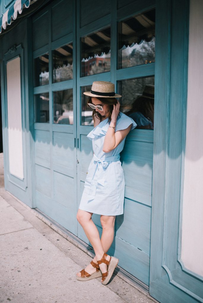Blogger Mary Krosnjar wearing Audrina Sole Society Espadrilles and Straw Hat