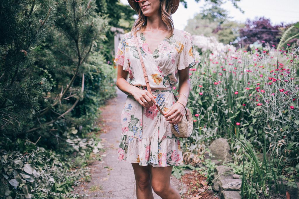 Blogger Mary Krosnjar wearing Floral Wrap Dress for Summer 