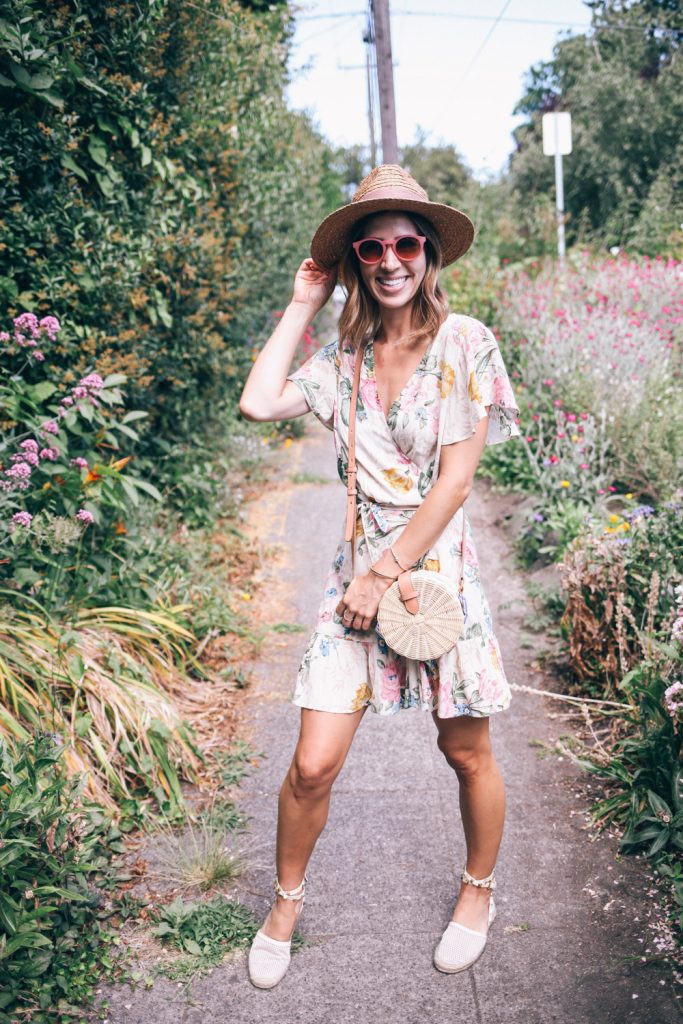 Blogger Mary Krosnjar wearing Floral Wrap Dress for Summer
