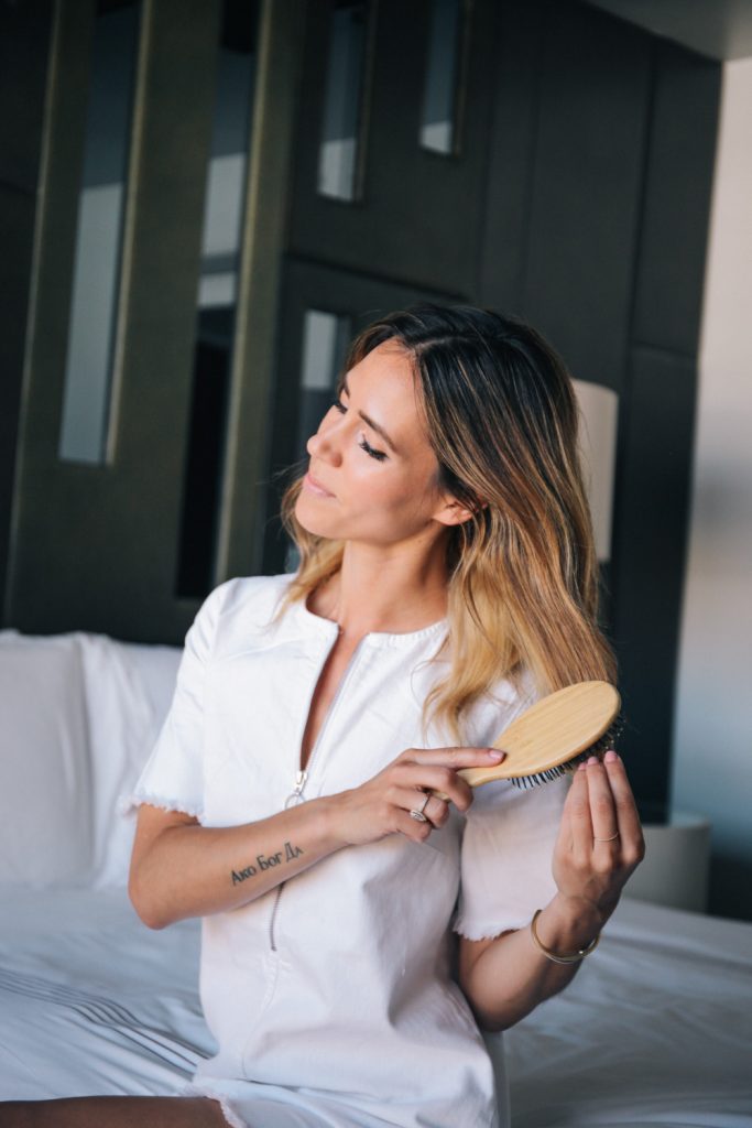 Blogger Mary krosnjar sharing hair care from summer to fall