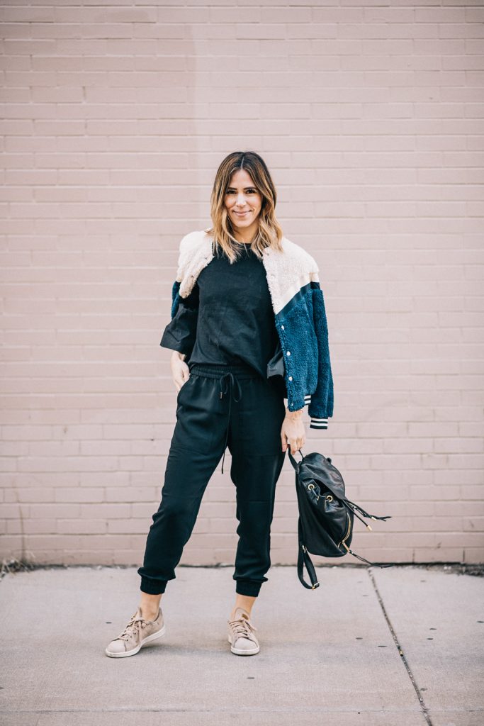 Blogger Mary Krosnjar wearing Bell Sleeve Top and Ann Taylor joggers