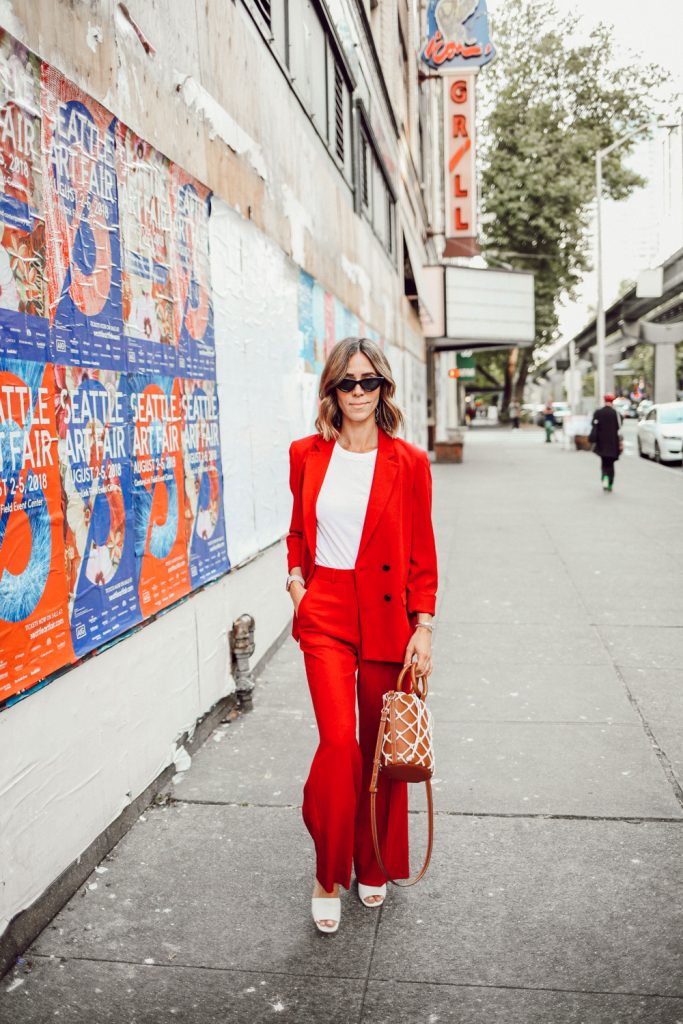Blogger Mary Krosnjar wearing Topshop Slouch Suit Trousers and Via Spiga Sandals