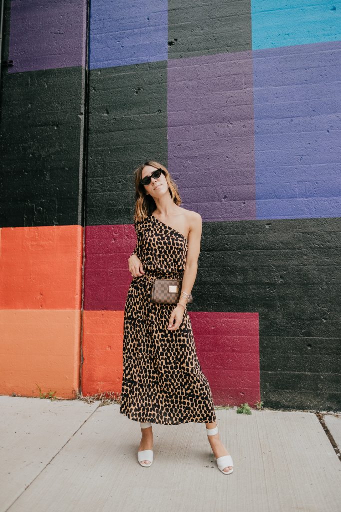 Blogger Mary Krosnjar wearing Who What Wear Leopard Print Long Sleeve One Shoulder Midi Dress 