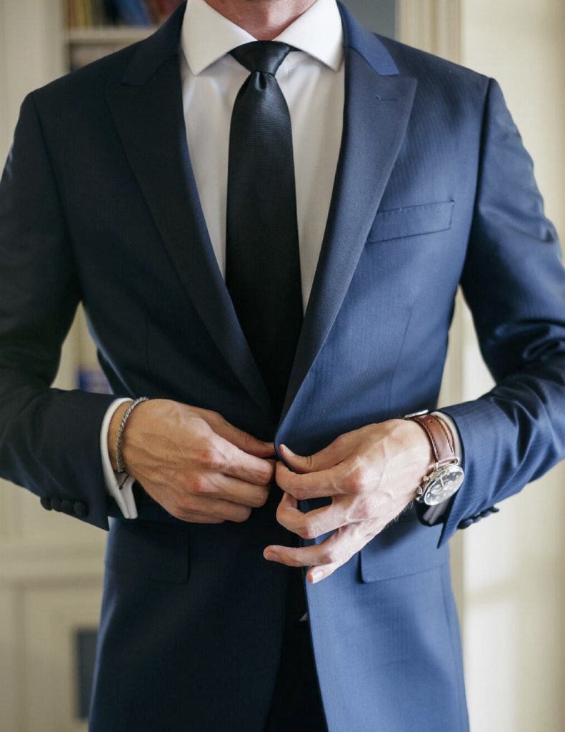 Wedding Photo of Groom Button Suit Coat 