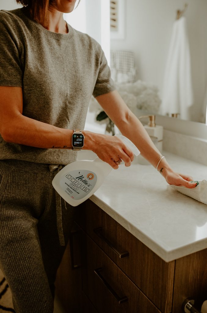 Seattle Blogger Sportsanista sharing the best clean household products