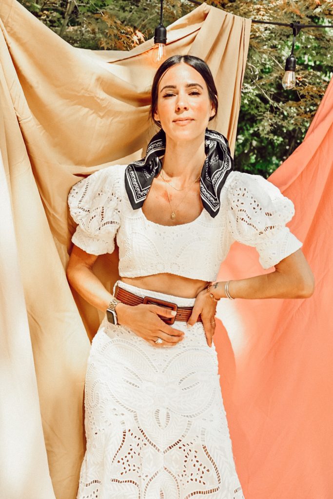 Seattle Fashion Blogger Mary Krosnjar wearing summer whites