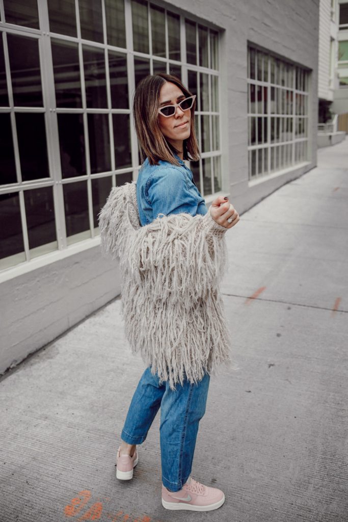 Seattle Fashion Blogger Sportsanista wearing Amazon Womens Open Front Faux Fur Coat Vintage Parka Shaggy Jacket Cardigan 