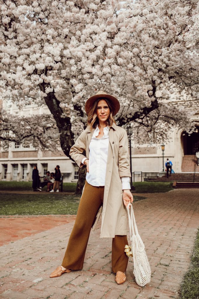 Seattle Fashion Blogger Sportsanista wearing H&M Knit Pants, H&M Trench Coat and Schutz Marli Point Toe Flats