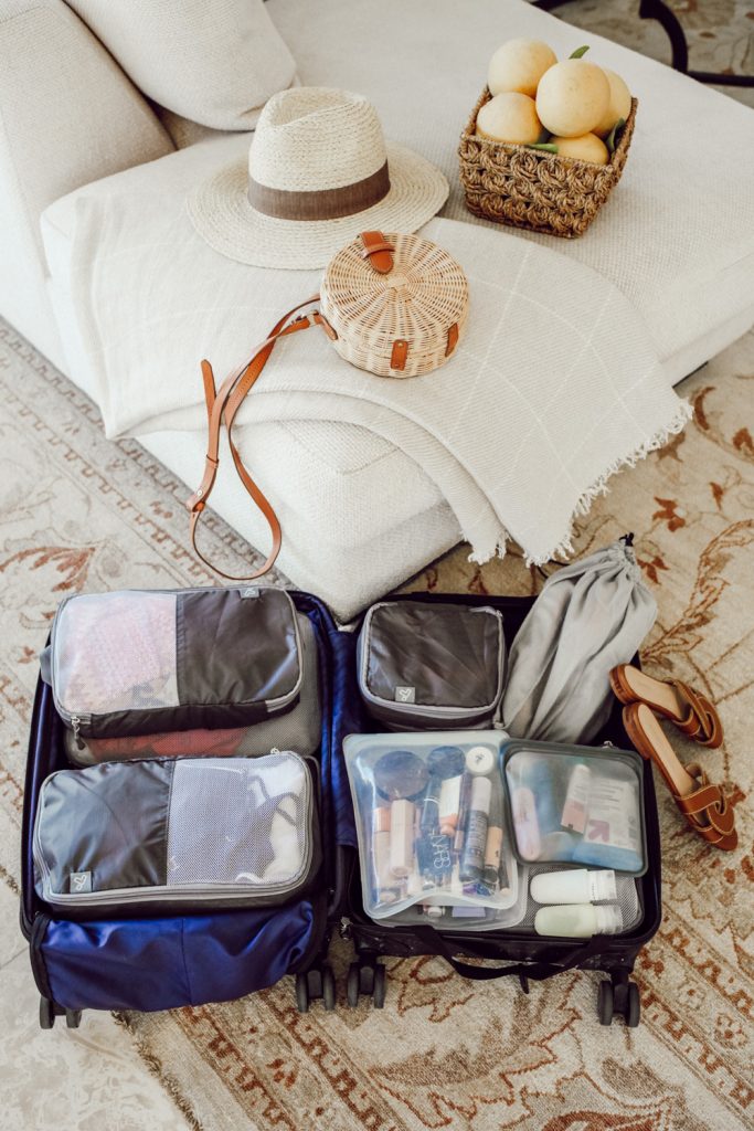 Seattle Blogger Sportsanista sharing three packing tips for your next weekend trip