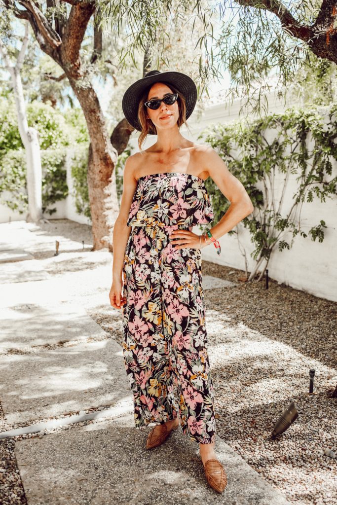 Seattle Fashion Blogger Sportsanista wearing Floral Print Twin Set and Madwell Packable Mesa Straw Hat. Great outfit for Palm Springs
