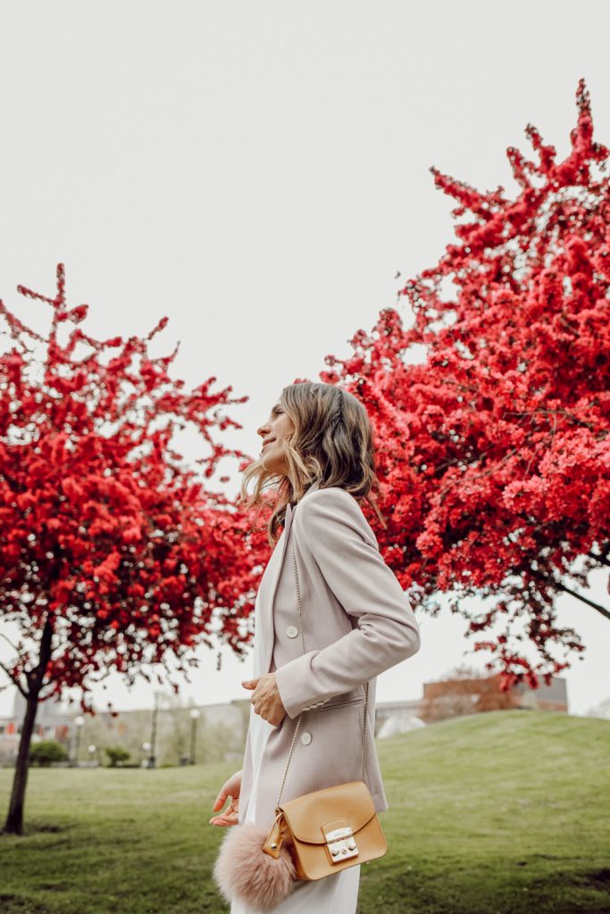 Seattle Fashion Blogger Sportsanista wearing Mango Double-breasted blazer and Furla Metropolitan Bag