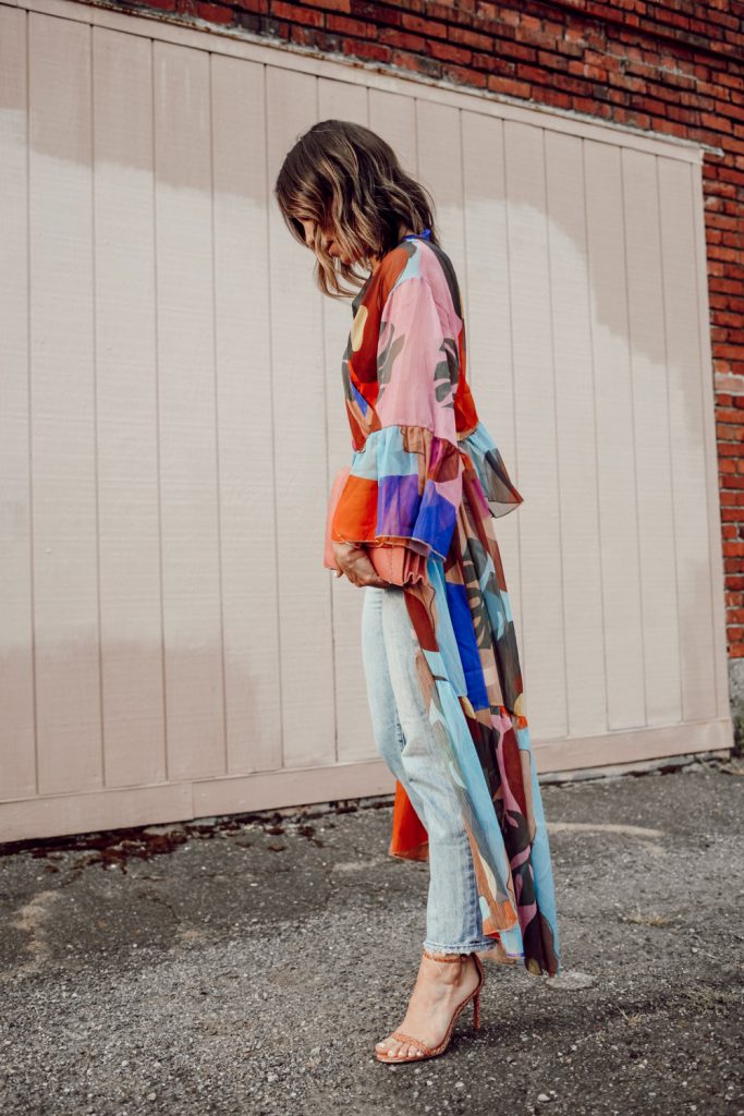 Seattle Fashion Blogger Sportsanista sharing How to style a Caftan 