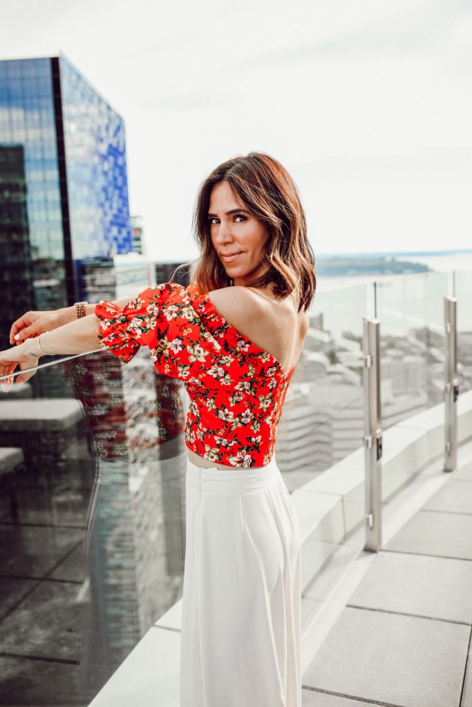 Seattle Fashion Blogger Sportsanista sharing 4th of July Outfit Inspiration for the upcoming holiday