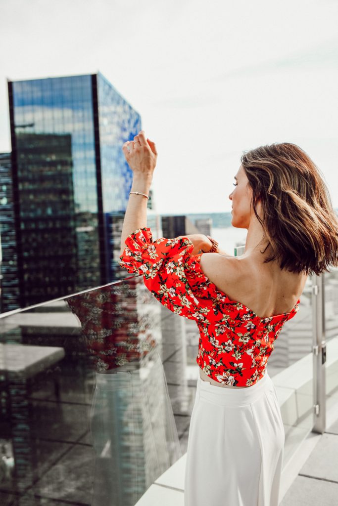 4th of the July outfit inspiration with the red floral off-the-shoulder top 