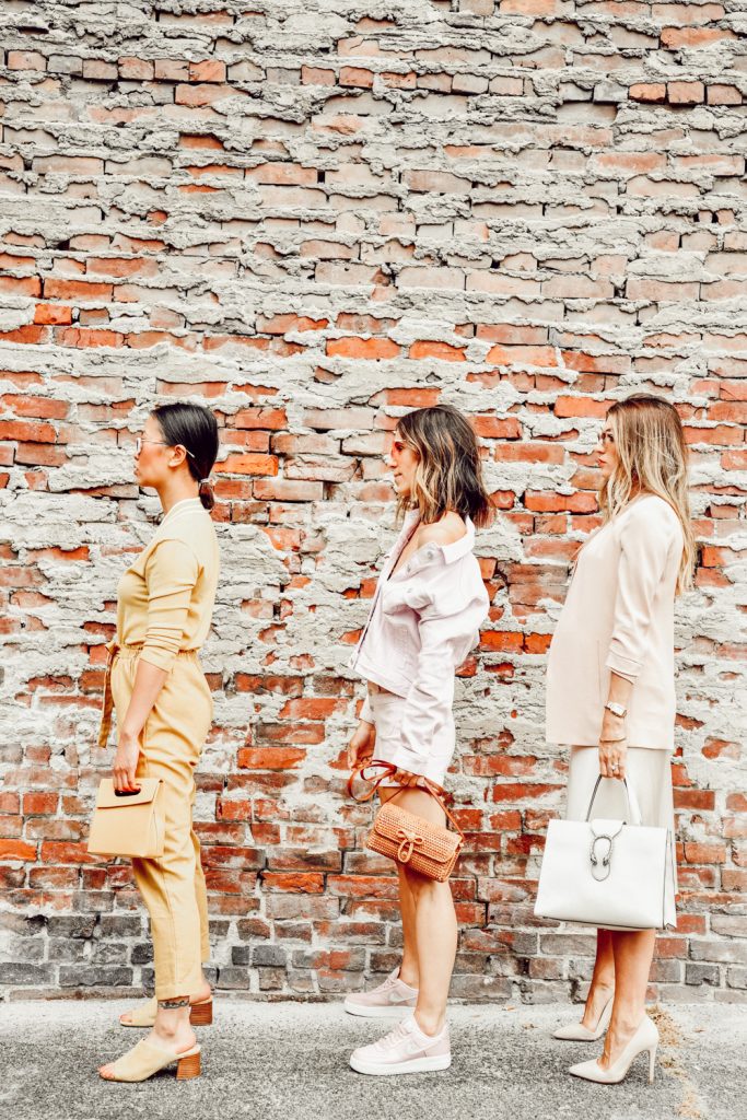 Seattle Fashion Bloggers sharing how to style monochromatic looks for summer