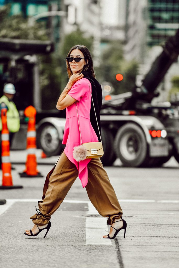 Seattle Fashion Blogger Sportsanista wear Topshop Wide Leg Trousers and Black Suede Strap Sandals 